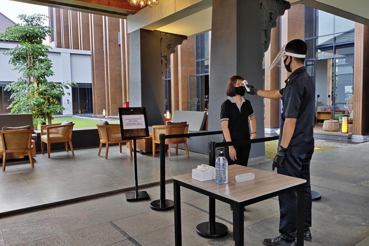 בניוואנגי Kokoon Hotel Banyuwangi מראה חיצוני תמונה